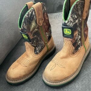 John Deere Brown and Green Camo Boots kids